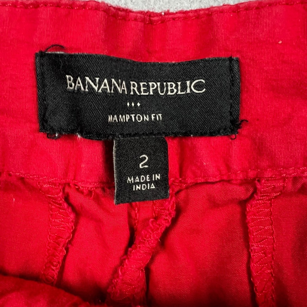Banana Republic Women Size 2 Red Hampton Fit Shorts Textured Geometric Pattern - Picture 2 of 6